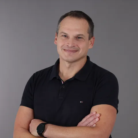 Sascha Keller, Team von charge-bill
